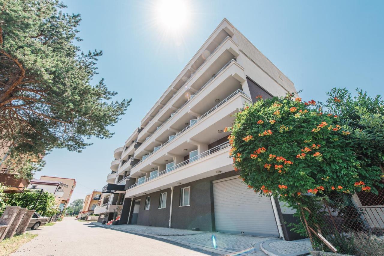 Hotel Laguna Ulcinj Exterior foto